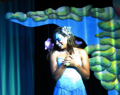 Mermaid Isabella captivated not only the audience but Benjamin too