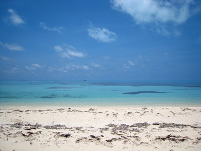 A magnificent stretch of beach with the clearest turquoise water at French Cay