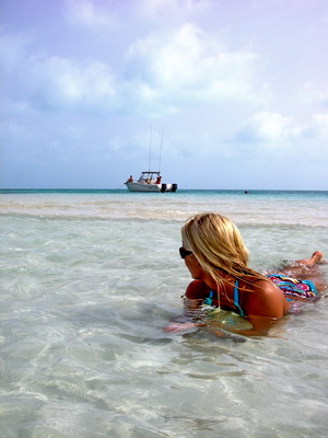 Soft sand and cool clear water ....... that's what the Turks and Caicos is all about. 
