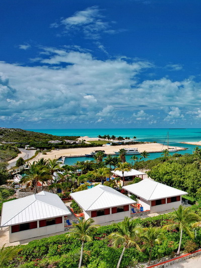 Harbour Club's villas on the southern shore of Providenciales